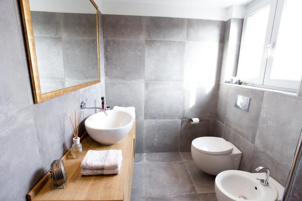 Ice Breaker Apartment Budapest Bagian luar foto