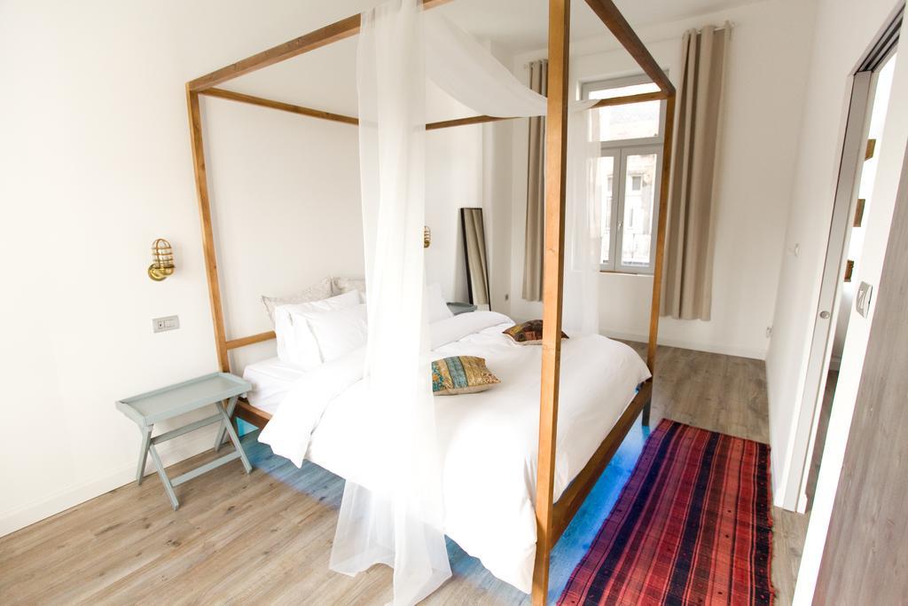 Ice Breaker Apartment Budapest Bagian luar foto