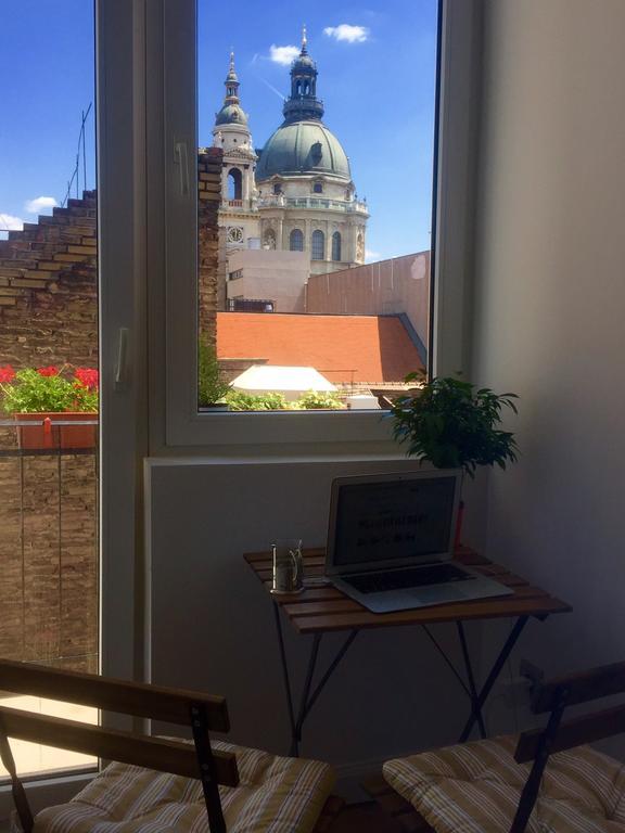 Ice Breaker Apartment Budapest Bagian luar foto